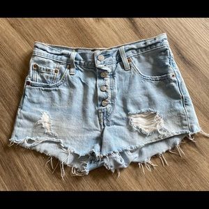 Levi’s 501 distressed shorts!
